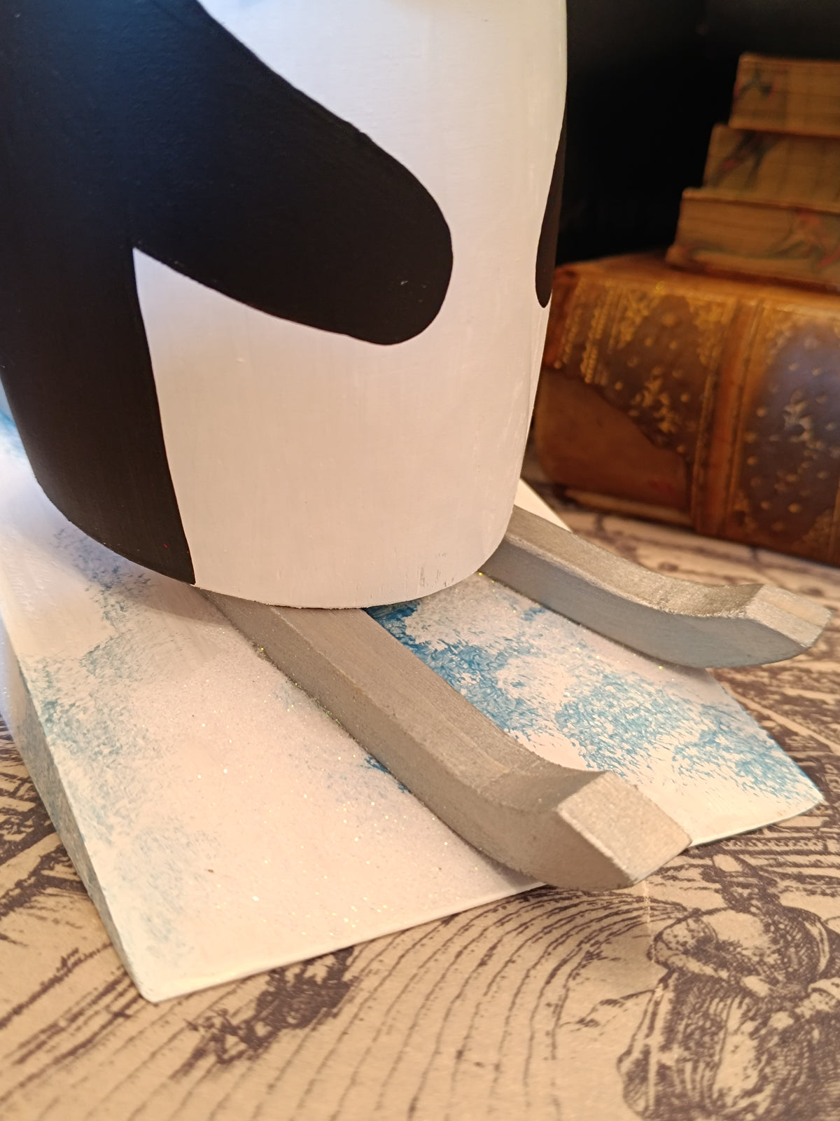 Premium Rustic Wooden Hand-crafted Skiing Penguin Decoration Gift Made In Yorkshire